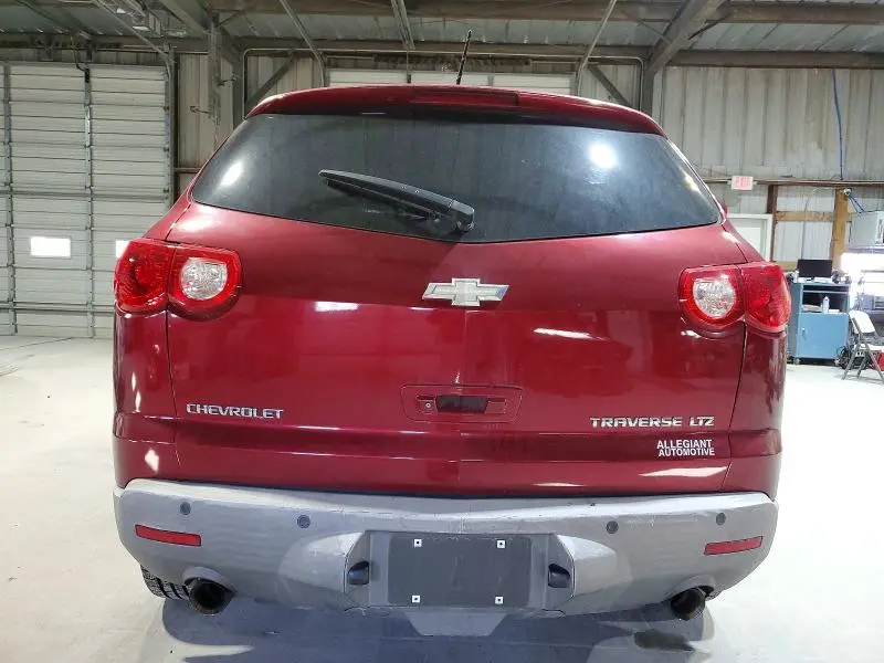 2010 CHEVROLET TRAVERSE LTZ  