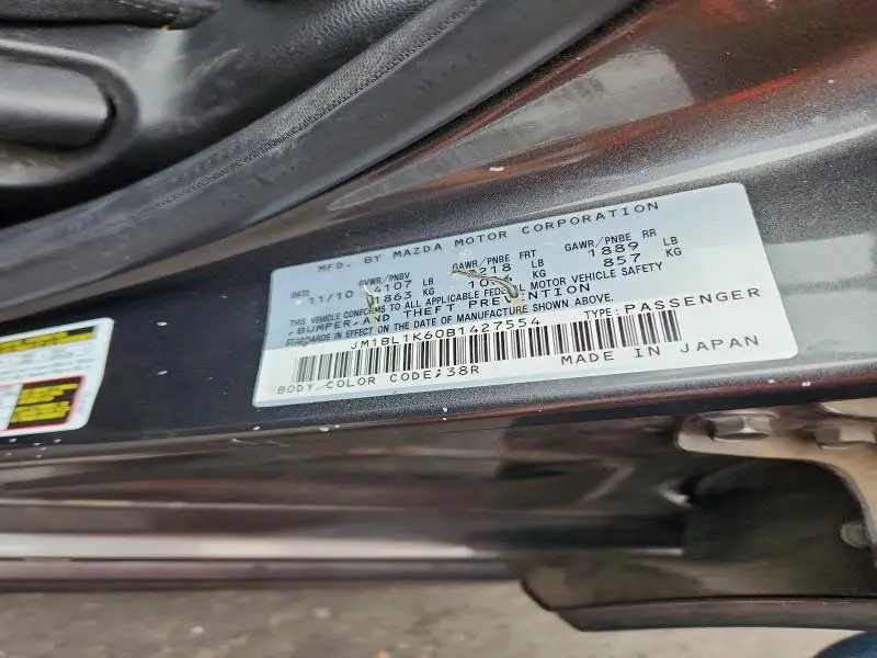 2011 MAZDA 3 S  