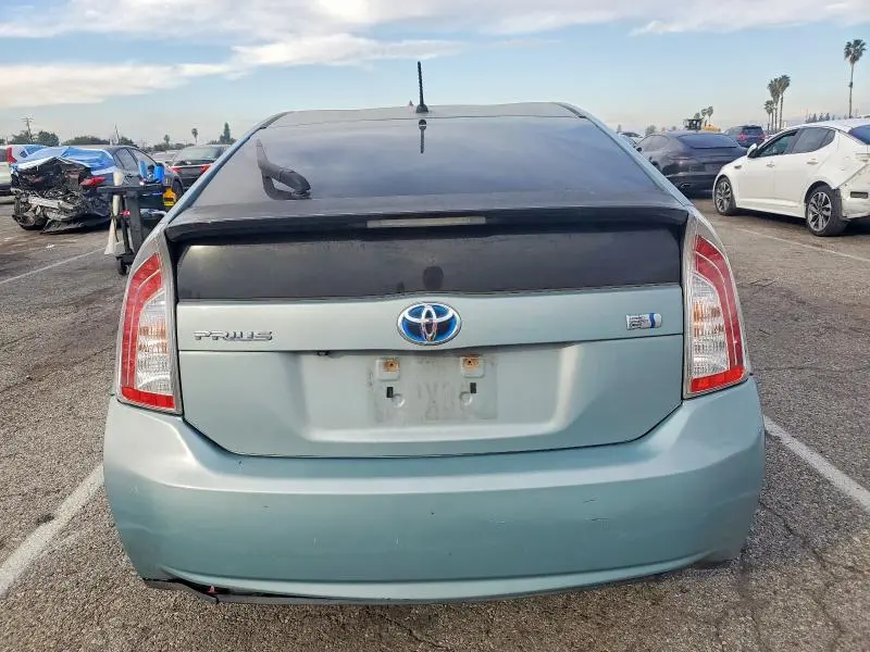 2015 TOYOTA PRIUS   