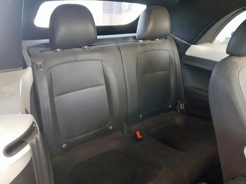 2013 VOLKSWAGEN BEETLE   