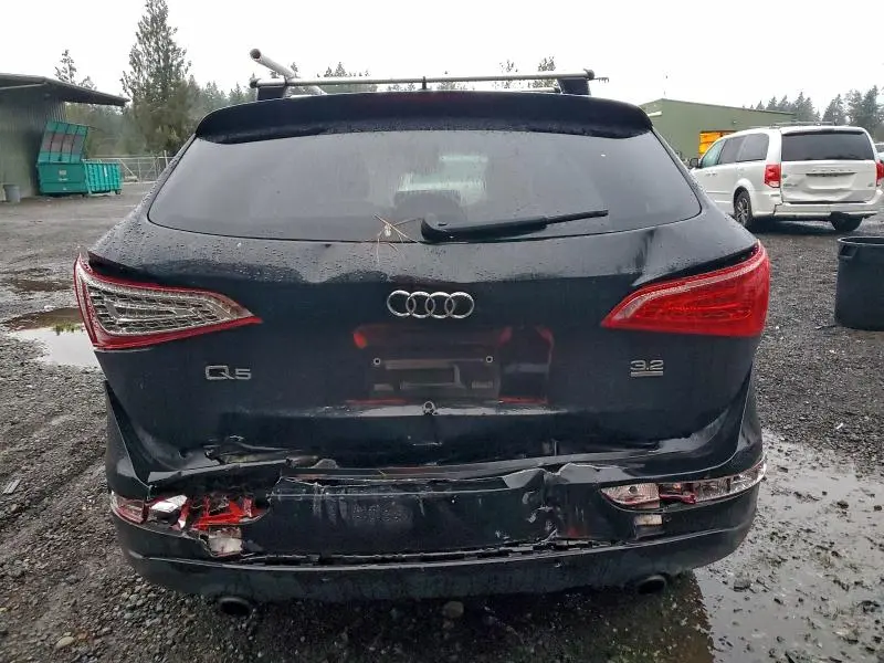 2010 AUDI Q5 PREMIUM PLUS  