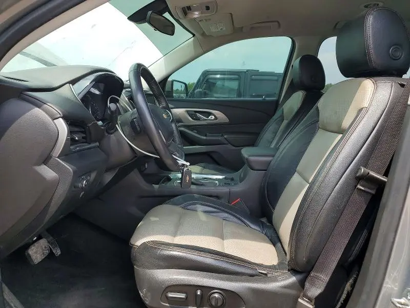 2019 CHEVROLET TRAVERSE LT  