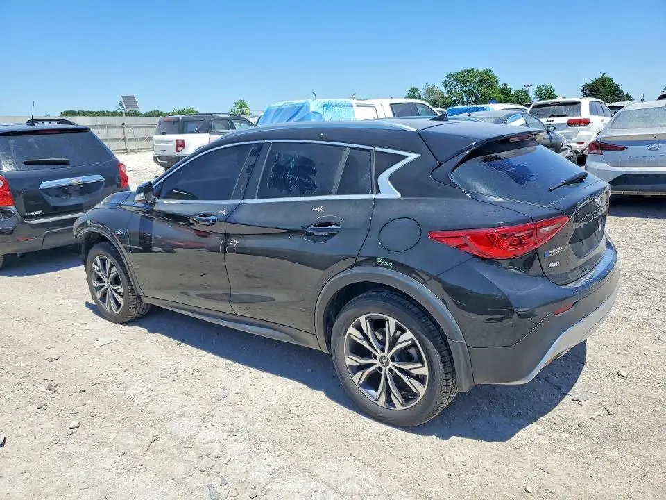 2017 INFINITI QX30 PREMIUM  