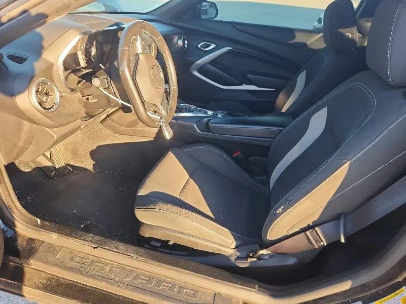 2018 CHEVROLET CAMARO LT  