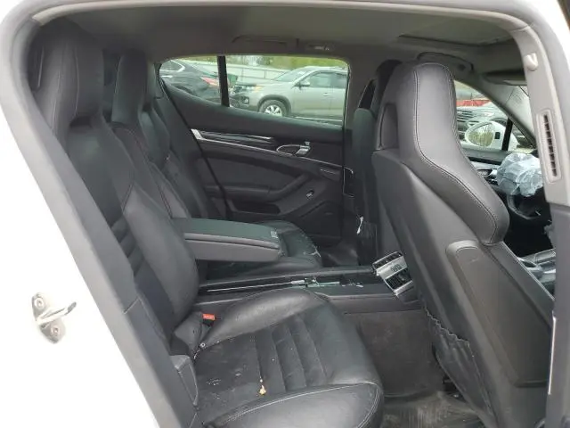 2016 PORSCHE PANAMERA 2  