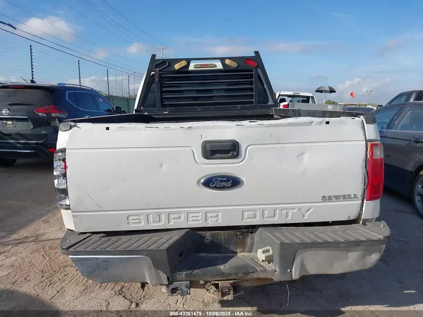 2013 FORD F-250 XL