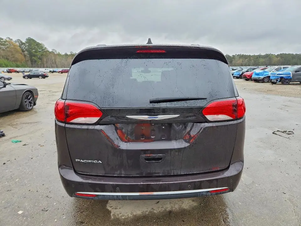 2017 CHRYSLER PACIFICA TOURING L  