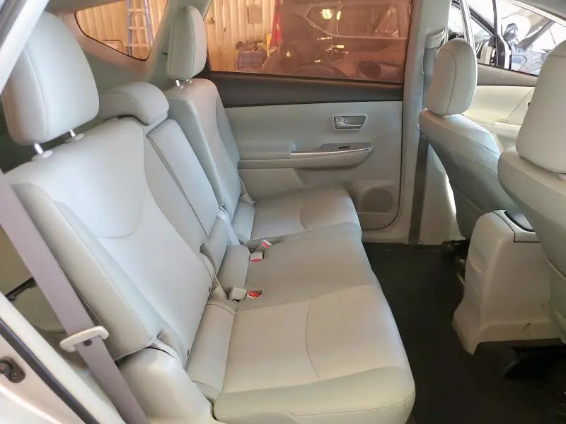 2012 TOYOTA PRIUS V   