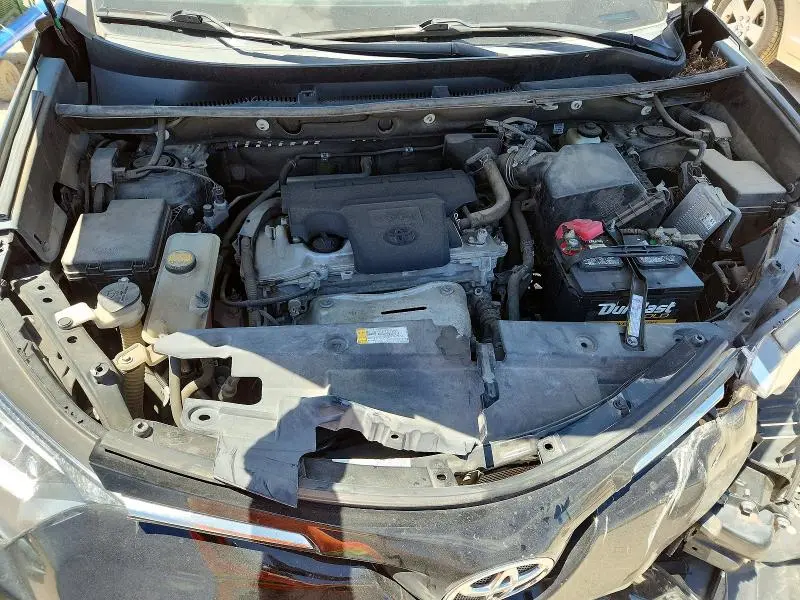 2016 TOYOTA RAV4 XLE  