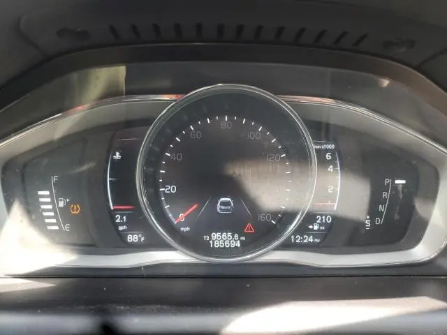 2016 VOLVO XC60 T6 PLATINUM  