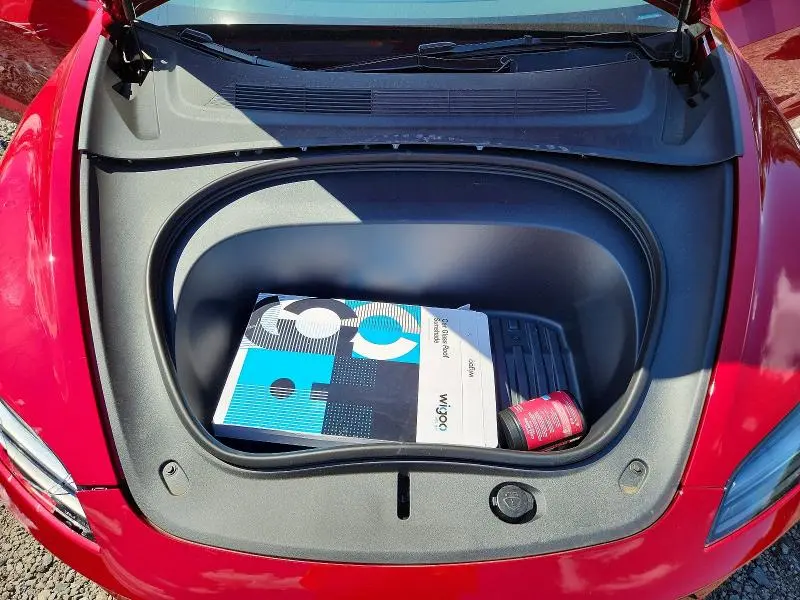 2026 TESLA MODEL 3   