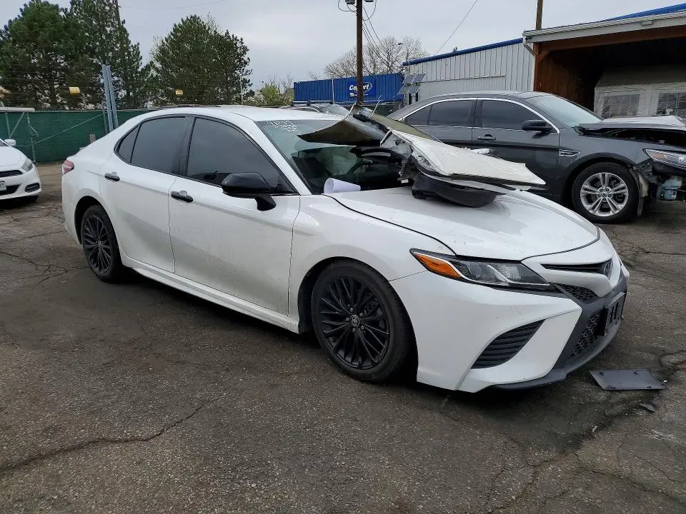 2020 TOYOTA CAMRY SE NIGHTSHADE  