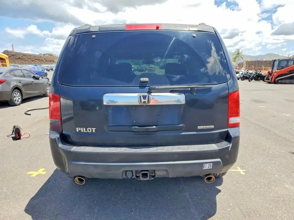 2011 HONDA PILOT TOURING  