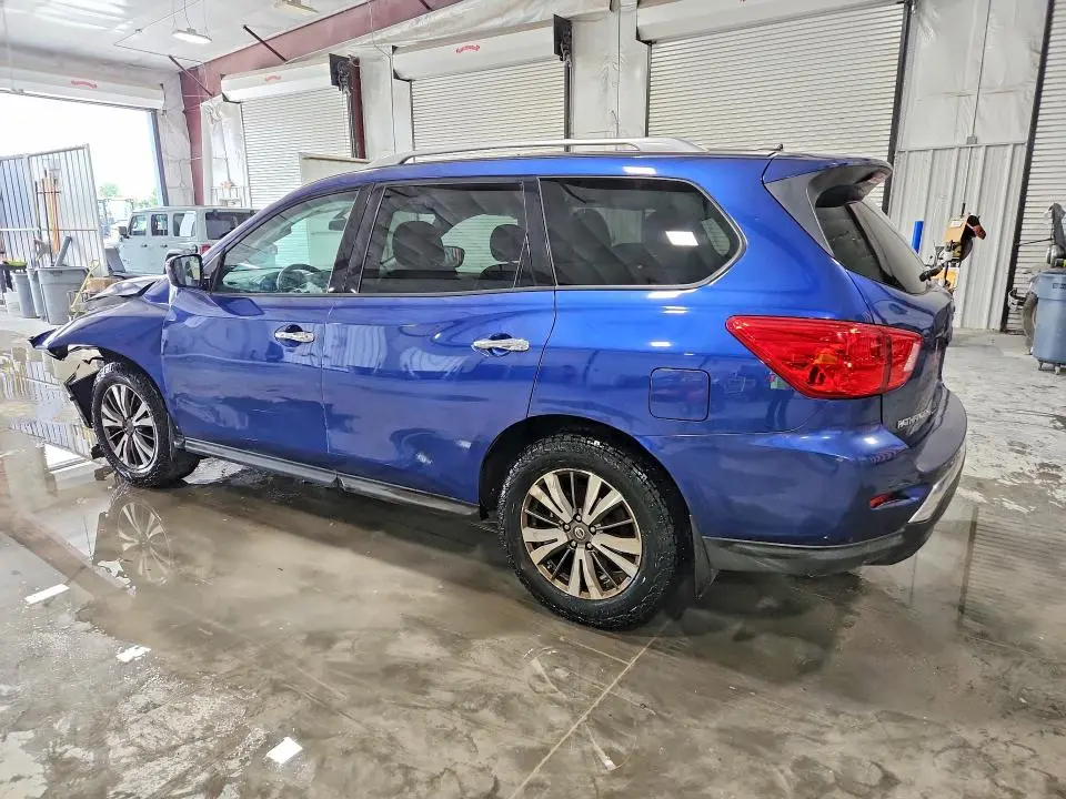 2017 NISSAN PATHFINDER S  