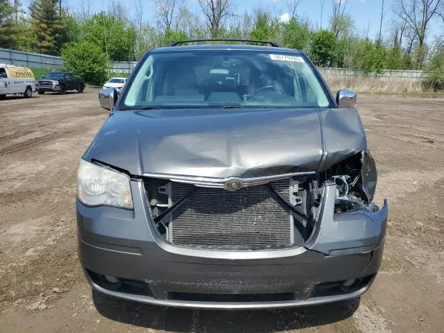 2010 CHRYSLER TOWN & COUNTRY TOURING PLUS  