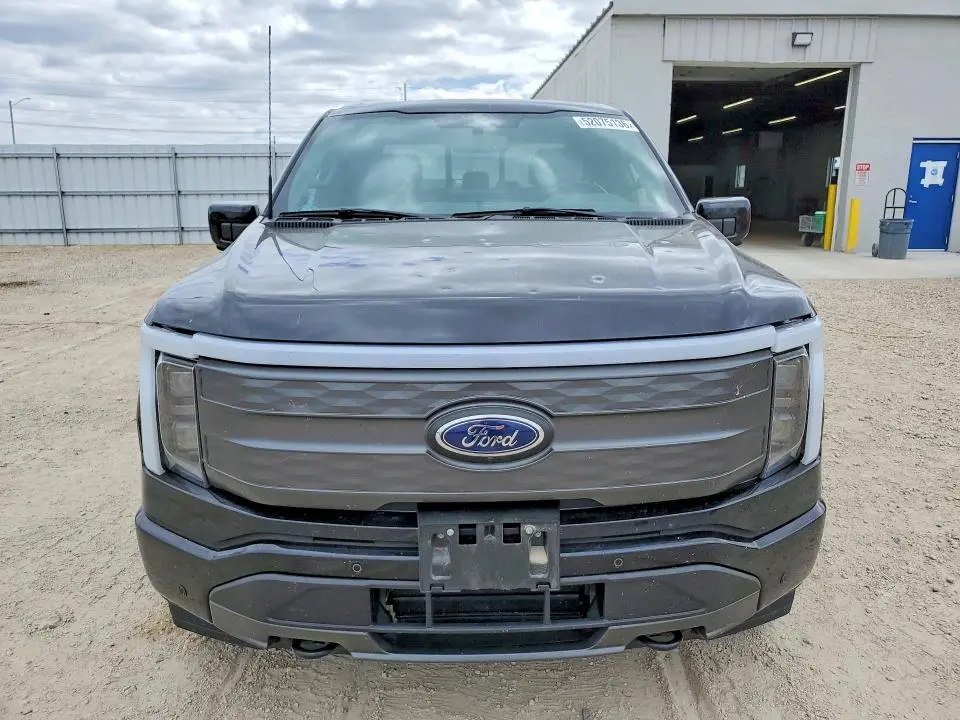 2022 FORD F150 LIGHTNING PRO  