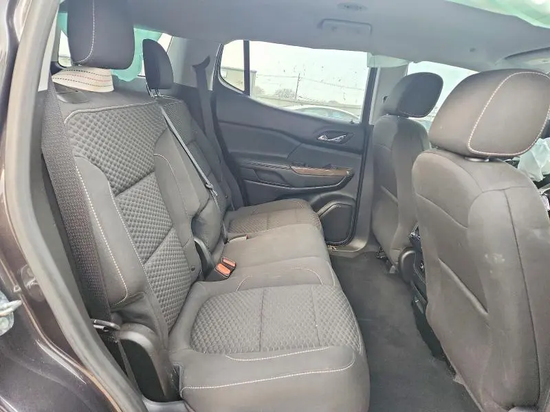 2017 GMC ACADIA SLE  