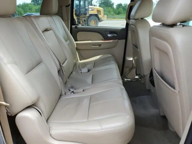 2013 CHEVROLET SUBURBAN C1500 LT  