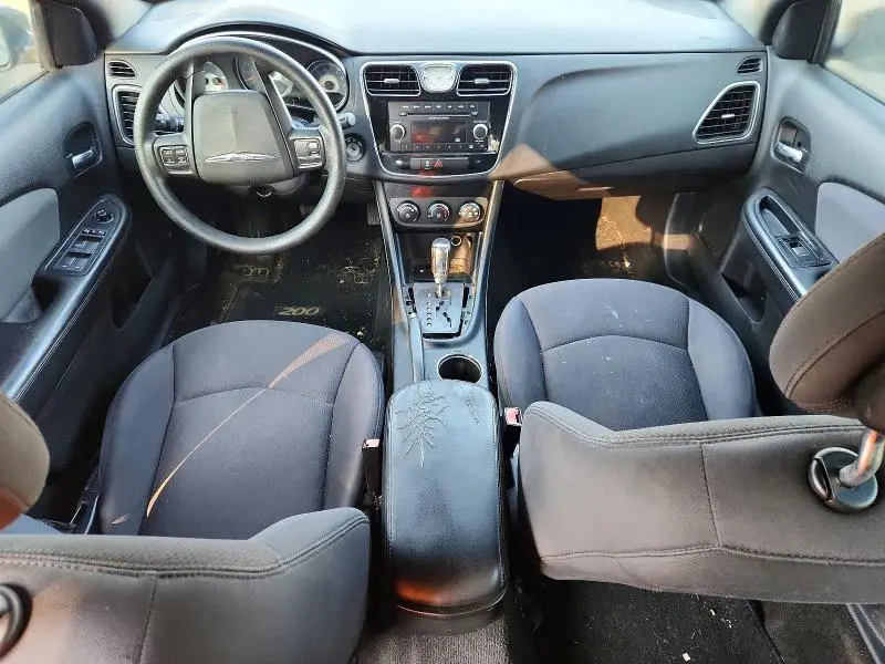2012 CHRYSLER 200 LX  