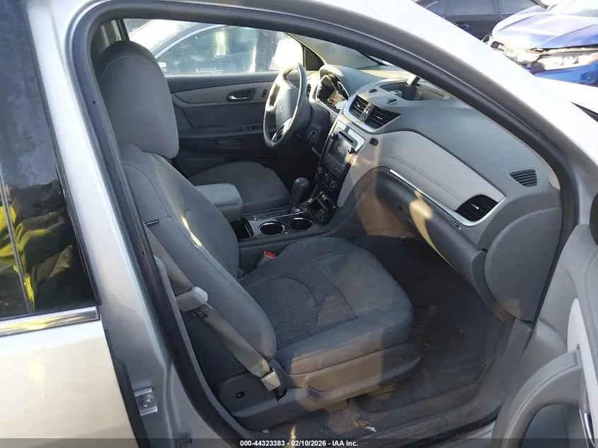 2017 CHEVROLET TRAVERSE 1LT