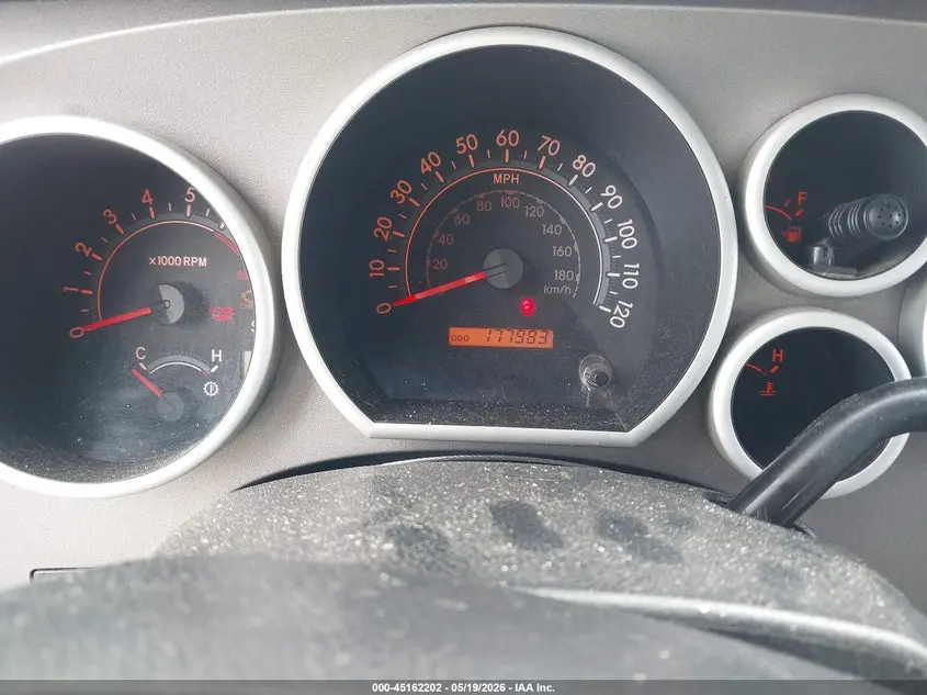 2010 TOYOTA TUNDRA GRADE 5.7L V8