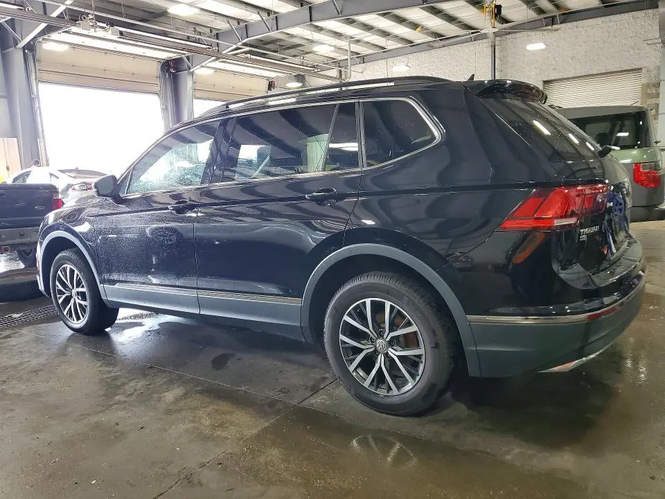 2020 VOLKSWAGEN TIGUAN SE  
