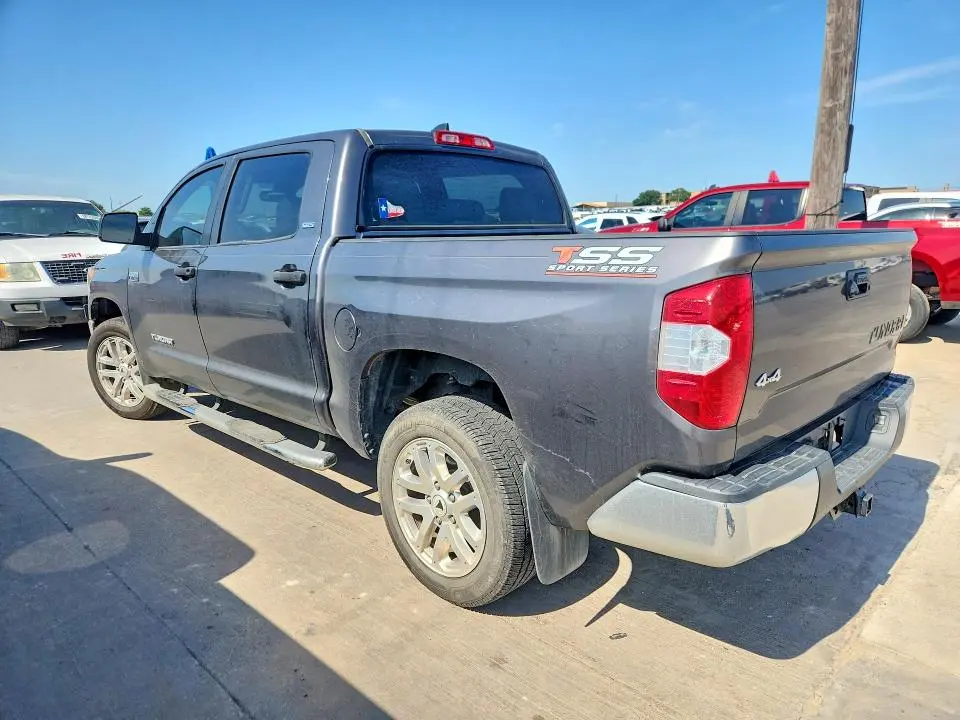 2020 TOYOTA TUNDRA SR5  