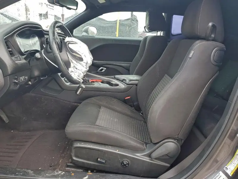 2016 DODGE CHALLENGER SXT  