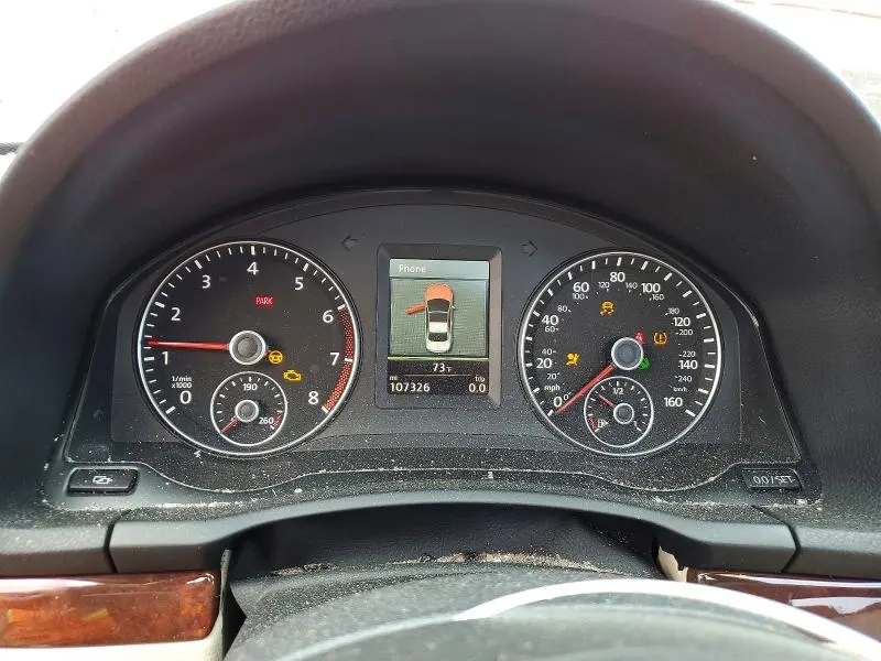 2012 VOLKSWAGEN EOS LUX  