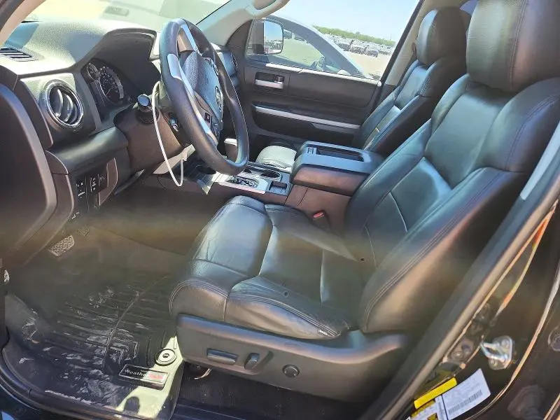 2016 TOYOTA TUNDRA SR5  