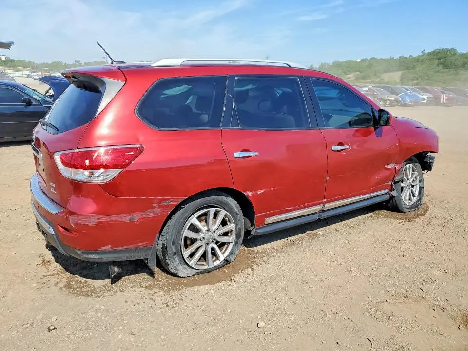 2015 NISSAN PATHFINDER SL  