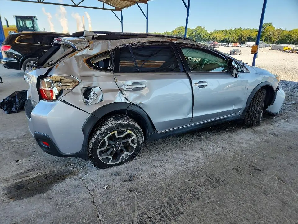 2016 SUBARU CROSSTREK LIMITED  