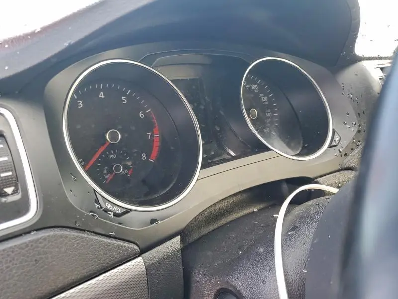 2017 VOLKSWAGEN JETTA SE  