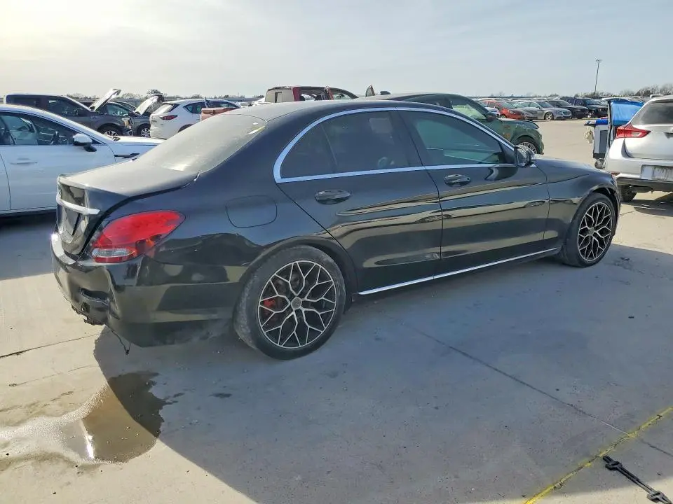 2017 MERCEDES-BENZ C 300  
