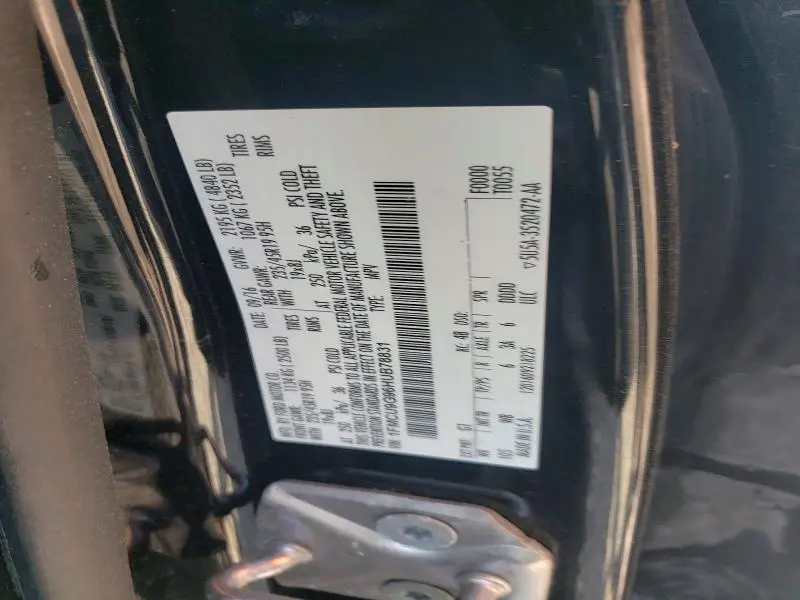 2017 FORD ESCAPE SE  