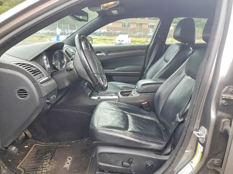 2011 CHRYSLER 300 LIMITED  