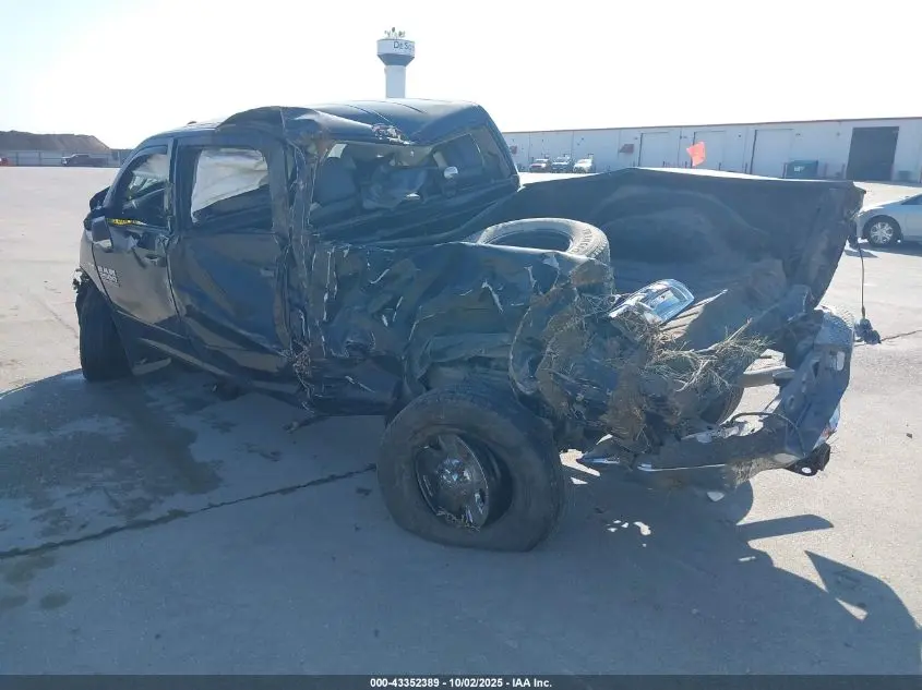 2017 RAM 2500 TRADESMAN  4X4 6'4 BOX