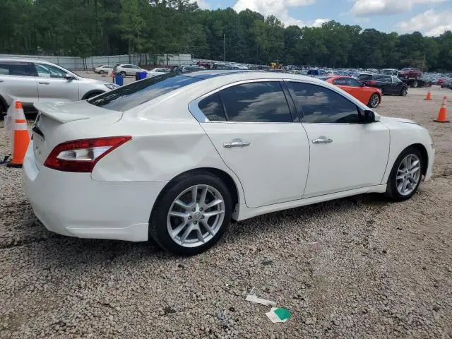 2010 NISSAN MAXIMA S