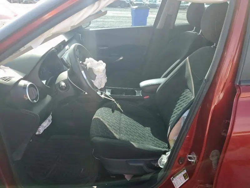 2021 NISSAN KICKS SV  