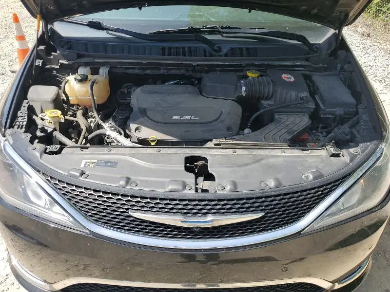 2018 CHRYSLER PACIFICA TOURING L PLUS  