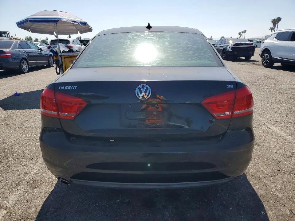 2014 VOLKSWAGEN PASSAT SE  