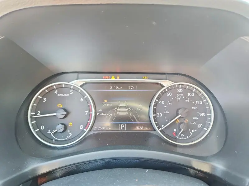 2025 NISSAN SENTRA SV  