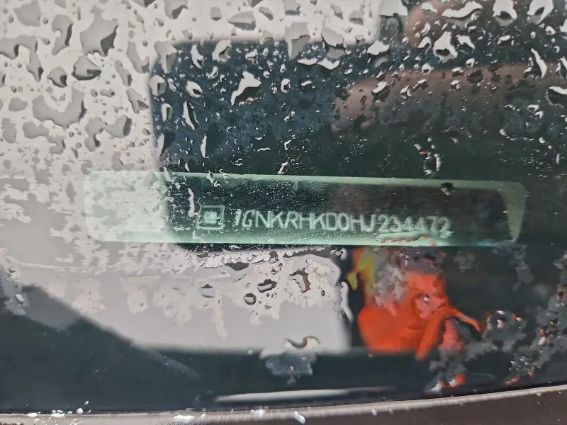 2017 CHEVROLET TRAVERSE LT  