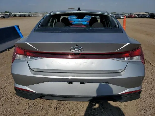 2021 HYUNDAI ELANTRA SEL  