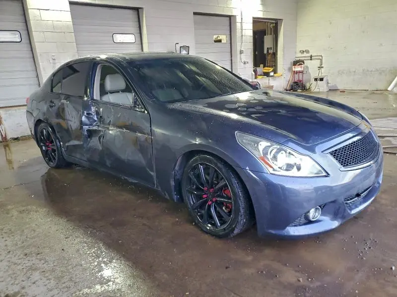 2012 INFINITI G37   