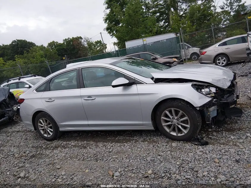 2019 HYUNDAI SONATA SE