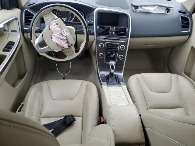 2016 VOLVO XC60 T6 PLATINUM  