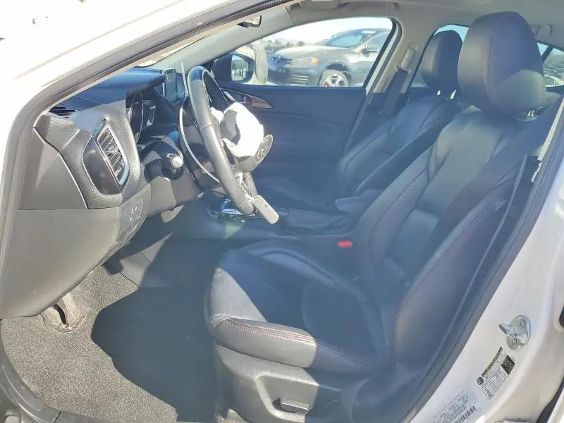 2016 MAZDA 3 TOURING  