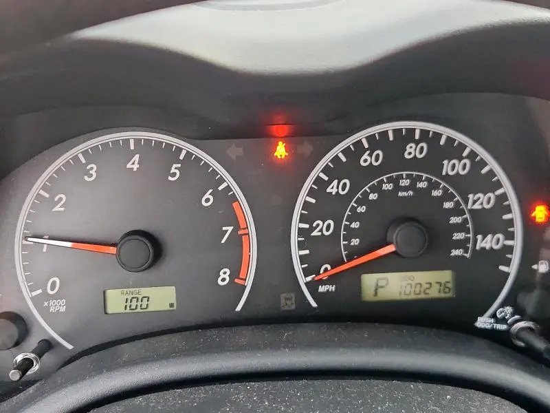 2013 TOYOTA COROLLA BASE  