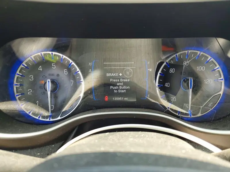 2017 CHRYSLER PACIFICA LX  
